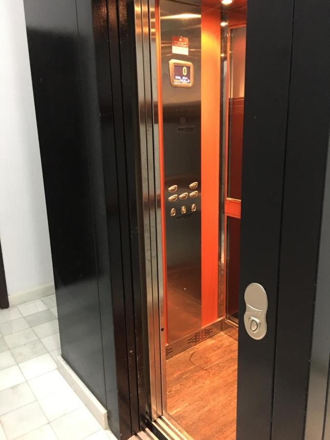 82m² 2 slaapkamer, 2 privé badkamer Appartement in Centro Gijón Buitenkant foto
